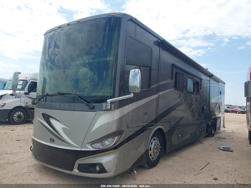 2017 Freightliner Chassis VIN 4UZACGCY9HCJF8750 IAAI salvage auction — Unknown, Wait Title, sold $650 on 2026-08-13 (photo 2)