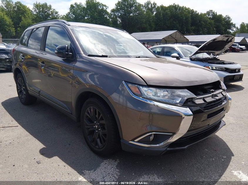 2018 Mitsubishi Outlander VIN JA4AZ3A35JZ068984 IAAI salvage auction — FRONT END, Salvage Title, sold $3,100 on 2026-07-30 (photo 1)