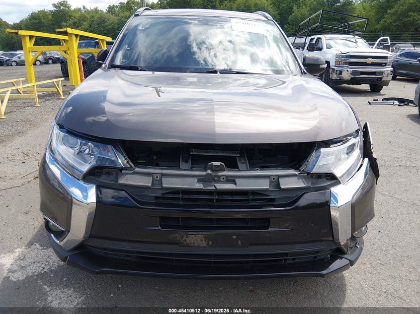 2018 Mitsubishi Outlander VIN JA4AZ3A35JZ068984 IAAI salvage auction — FRONT END, Salvage Title, sold $3,100 on 2026-07-30 (photo 6)