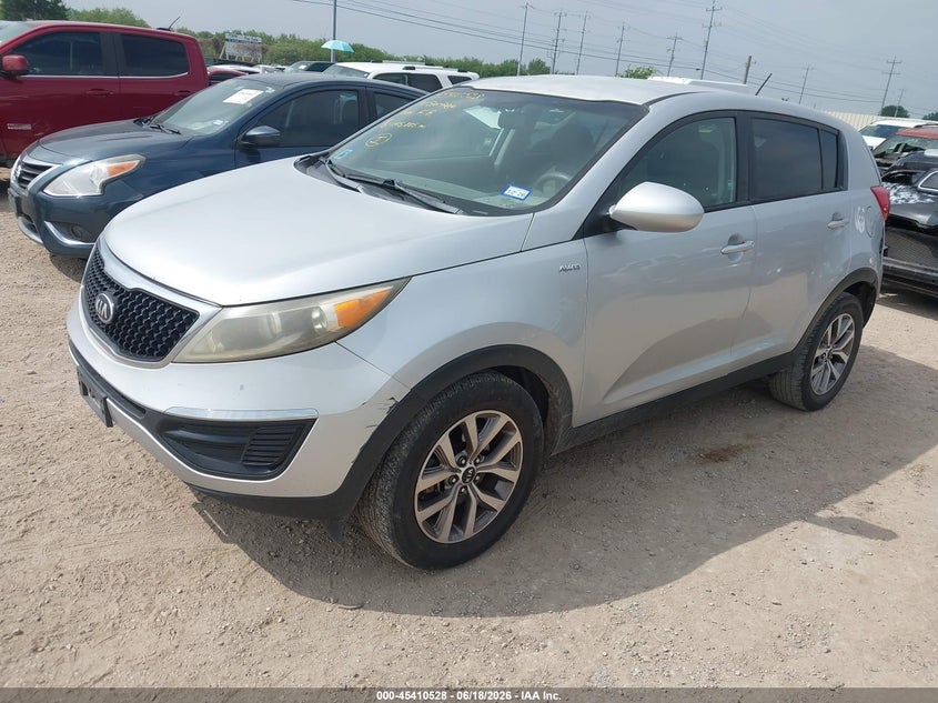 2014 Kia Sportage VIN KNDPBCAC2E7613951 IAAI salvage auction — REAR END, Salvage (Texas), sold $1,500 on 2026-07-13 (photo 2)