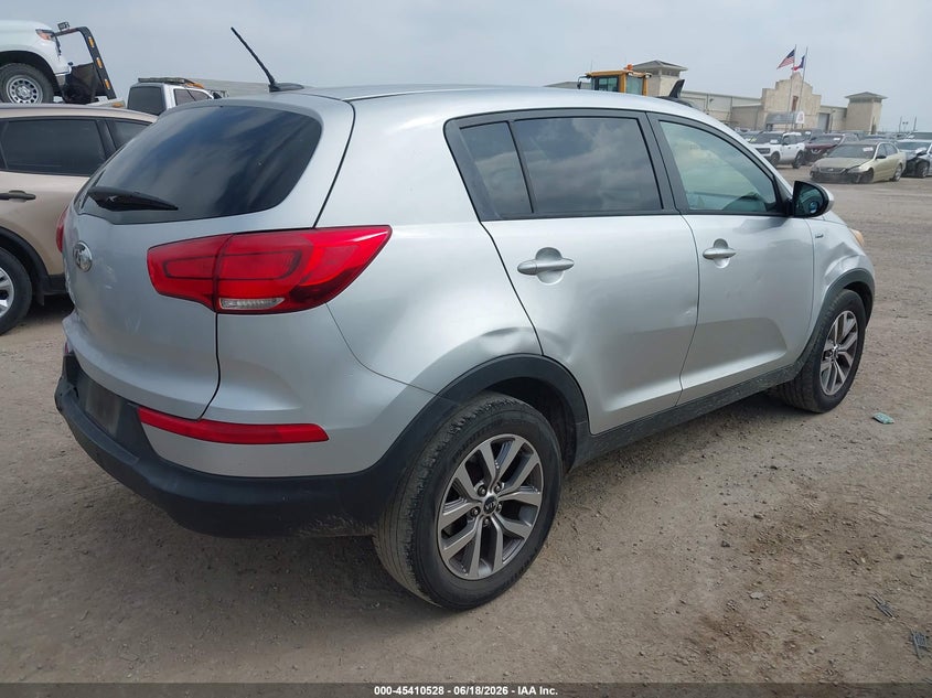 2014 Kia Sportage VIN KNDPBCAC2E7613951 IAAI salvage auction — REAR END, Salvage (Texas), sold $1,500 on 2026-07-13 (photo 4)