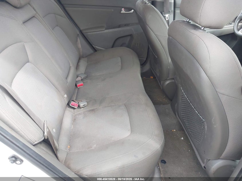 2014 Kia Sportage VIN KNDPBCAC2E7613951 IAAI salvage auction — REAR END, Salvage (Texas), sold $1,500 on 2026-07-13 (photo 8)