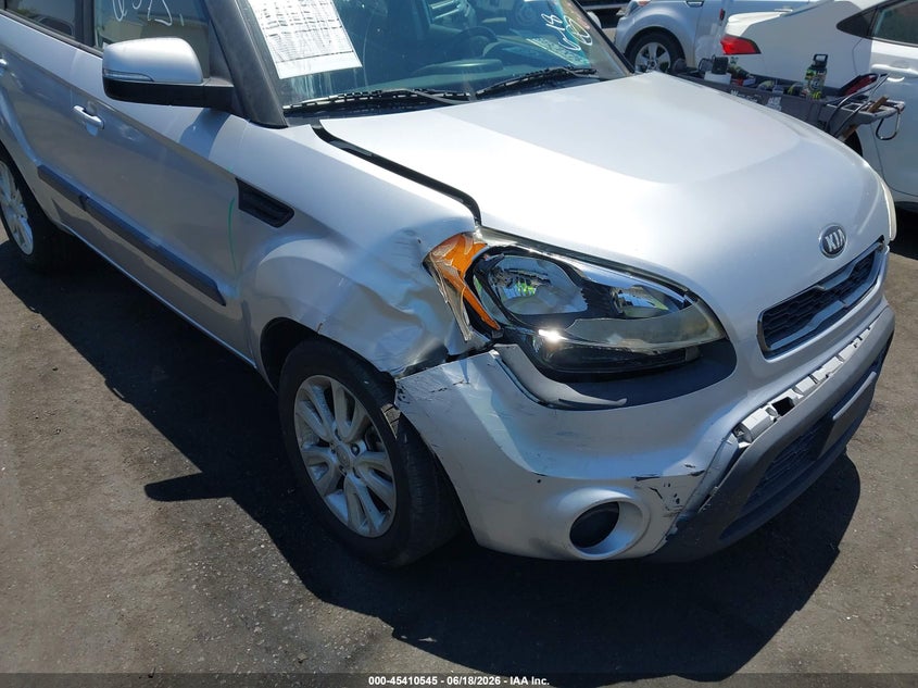 2013 Kia Soul VIN KNDJT2A66D7498809 IAAI salvage auction — RIGHT FRONT, Salvage Certificate (California), sold $825 on 2026-07-10 (photo 6)