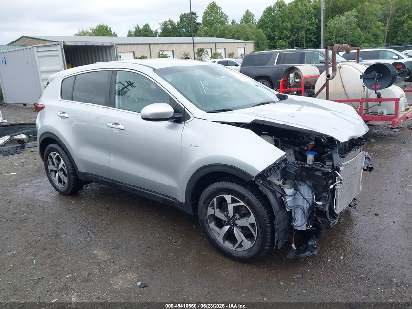 2021 Kia Sportage VIN KNDPMCACXM7848042 IAAI salvage auction — FRONT END, Salvage (Virginia), sold $3,700 on 2026-07-13 (photo 1)
