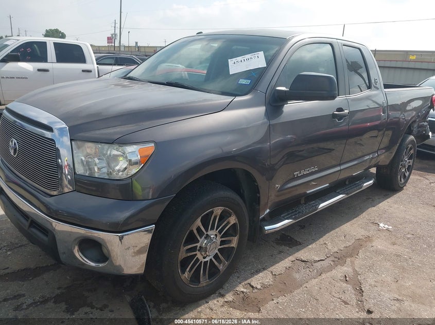 2012 Toyota Tundra VIN 5TFRM5F12CX038852 IAAI salvage auction — REAR END, Wait Title, sold $3,900 on 2026-08-21 (photo 2)