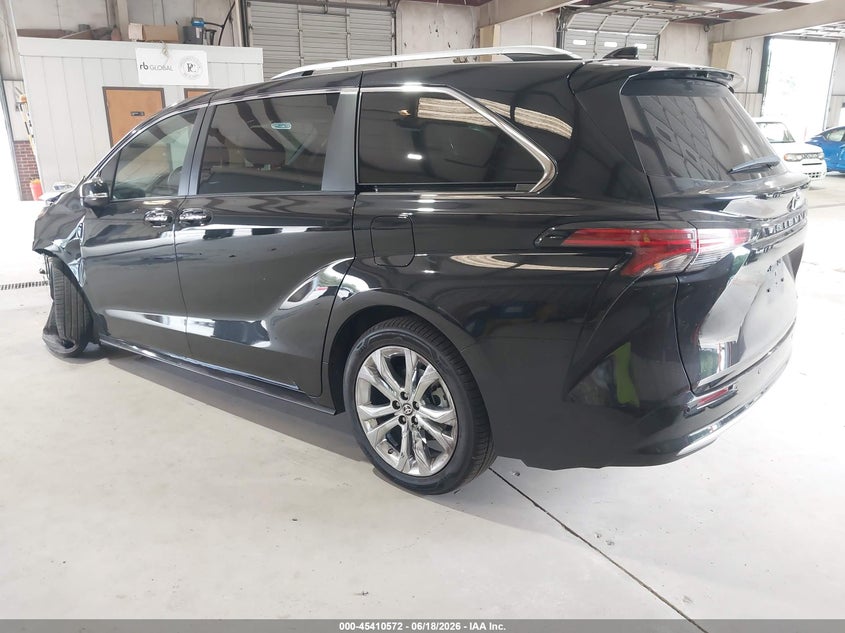2023 Toyota Sienna VIN 5TDERKEC3PS178034 IAAI salvage auction — FRONT END, Salvage Title, sold $13,250 on 2026-08-20 (photo 3)