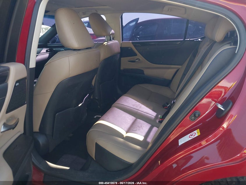 2019 Lexus VIN 58ABZ1B1XKU045473 IAAI salvage auction — SIDE, Salvage Title, sold $11,250 on 2026-07-29 (photo 8)