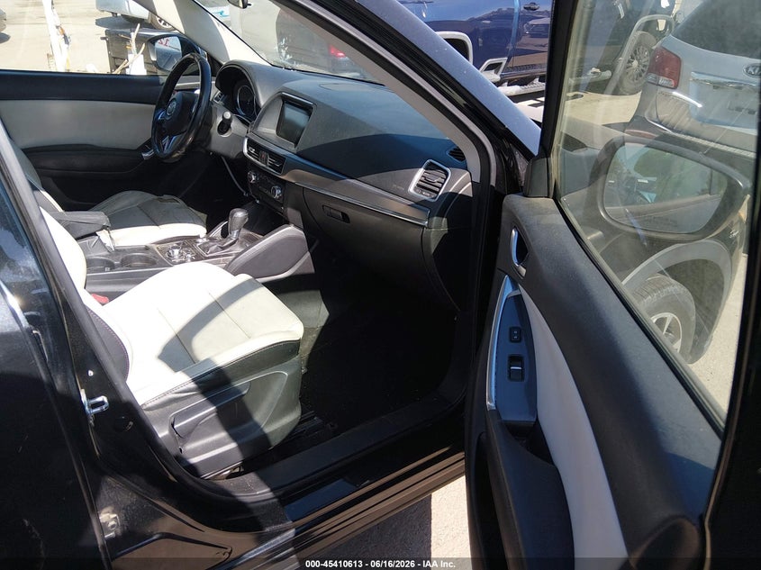 2016 Mazda Cx-5 VIN JM3KE2DY2G0675744 IAAI salvage auction — NORMAL WEAR, Clear - Dealer Only (California), sold $2,825 on 2026-07-08 (photo 5)
