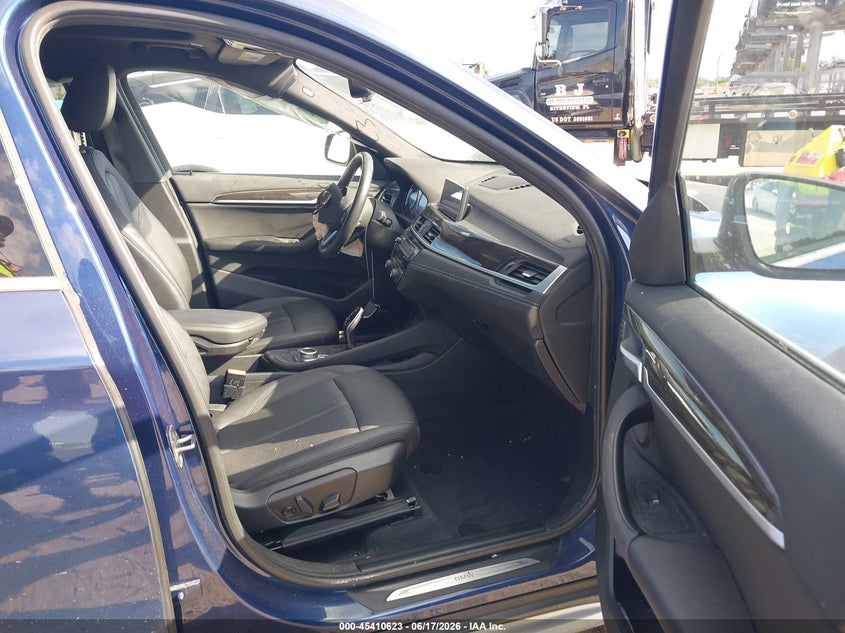 2022 BMW X1 VIN WBXJG7C00N5U88397 IAAI salvage auction — FRONT END, Rebuildable (Florida), sold $3,600 on 2026-07-14 (photo 5)