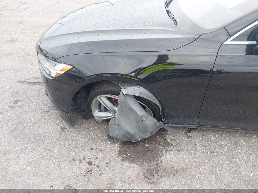 2018 Volvo S90 VIN LVY982MKXJP028817 IAAI salvage auction — FRONT END, Salvage Title, sold $3,400 on 2026-07-28 (photo 6)