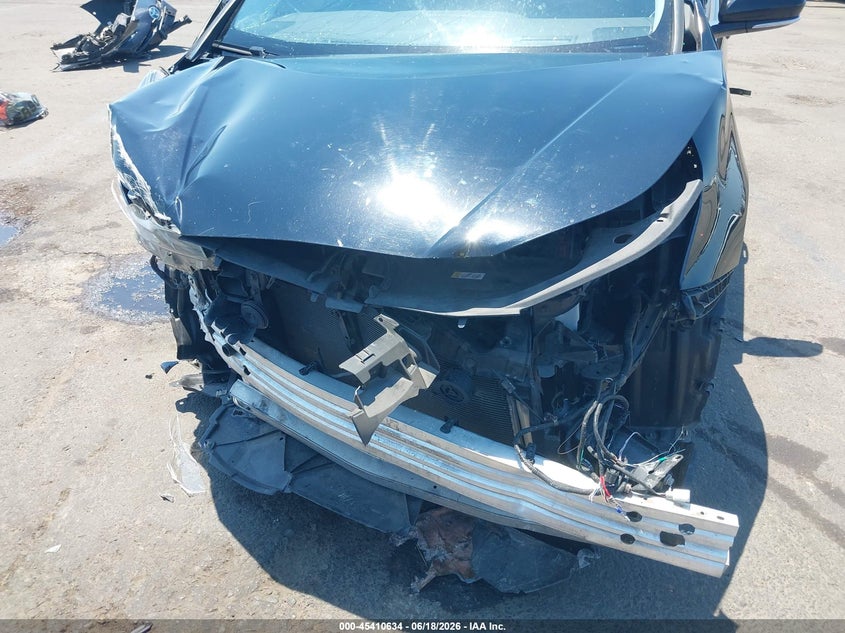 2020 Toyota Prius VIN JTDL9RFU5L3019972 IAAI salvage auction — FRONT END, Salvage Title, sold $1,100 on 2026-07-29 (photo 6)