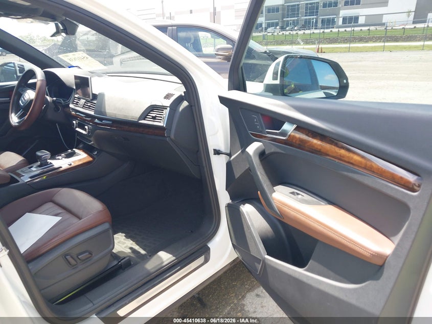 2020 Audi Q5 VIN WA1BNAFYXL2026413 IAAI salvage auction — FRONT END, Salvage Title, sold $9,300 on 2026-08-24 (photo 5)