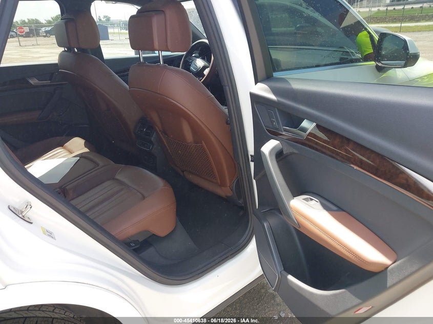 2020 Audi Q5 VIN WA1BNAFYXL2026413 IAAI salvage auction — FRONT END, Salvage Title, sold $9,300 on 2026-08-24 (photo 8)