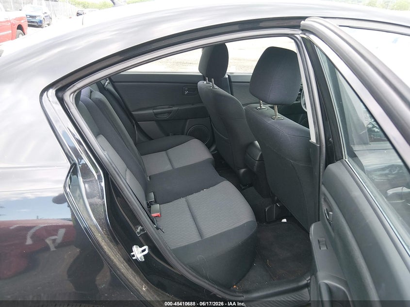 2009 Mazda 3 VIN JM1BK32F591225026 IAAI salvage auction — NORMAL WEAR, Clear (Pennsylvania), sold $475 on 2026-07-10 (photo 8)