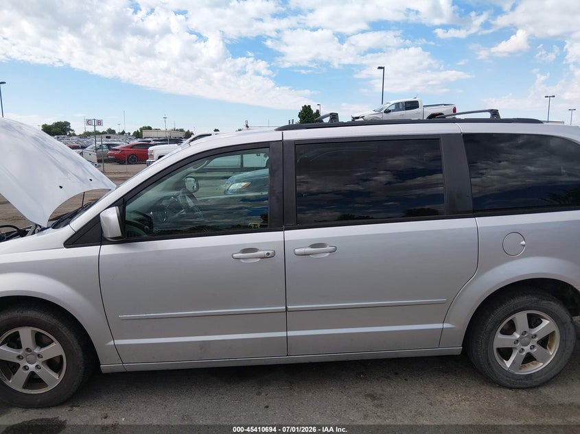 2012 Dodge Grand caravan VIN 2C4RDGCG0CR264150 IAAI salvage auction — NORMAL WEAR, Clear (Colorado), sold $300 on 2026-07-31 (photo 6)