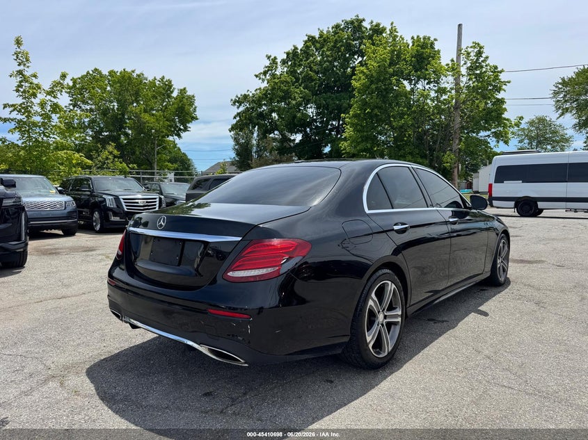 2017 Mercedes-benz E-class VIN WDDZF4JB0HA182257 IAAI salvage auction — MECHANICAL, Clear (Pennsylvania), sold $7,650 on 2026-07-19 (photo 4)