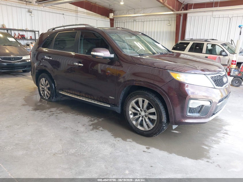 2013 Kia Sorento VIN 5XYKWDA25DG319943 IAAI salvage auction — RIGHT SIDE, Salvage (Utah), sold $800 on 2026-07-20 (photo 1)