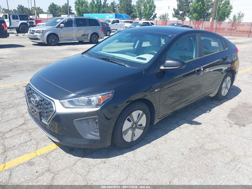 2020 Hyundai Ioniq hybrid VIN KMHC65LC6LU218709 IAAI salvage auction — SIDE, Sf97 (California), sold $225 on 2026-07-28 (photo 2)