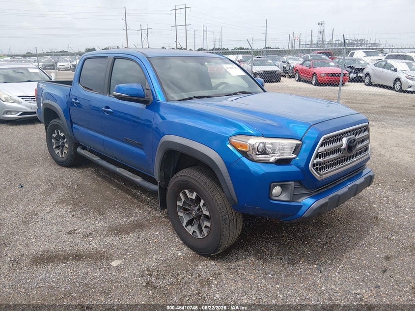 2017 Toyota Tacoma VIN 5TFAZ5CNXHX049224 IAAI salvage auction — SIDE, Salvage (Louisiana), sold $9,500 on 2026-07-22 (photo 1)