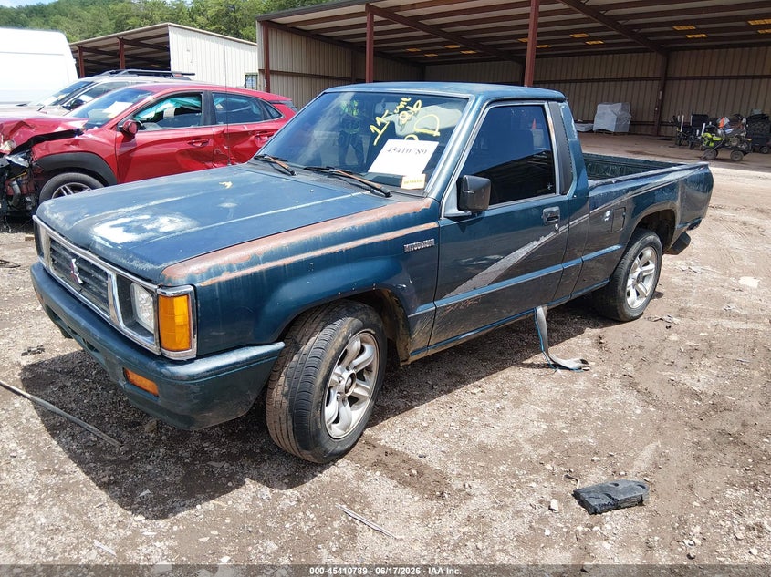 1994 Mitsubishi Mighty max / s VIN JA7LS21G7RP012095 IAAI salvage auction — FRONT & REAR, Salvage (Alabama), sold $550 on 2026-07-08 (photo 2)
