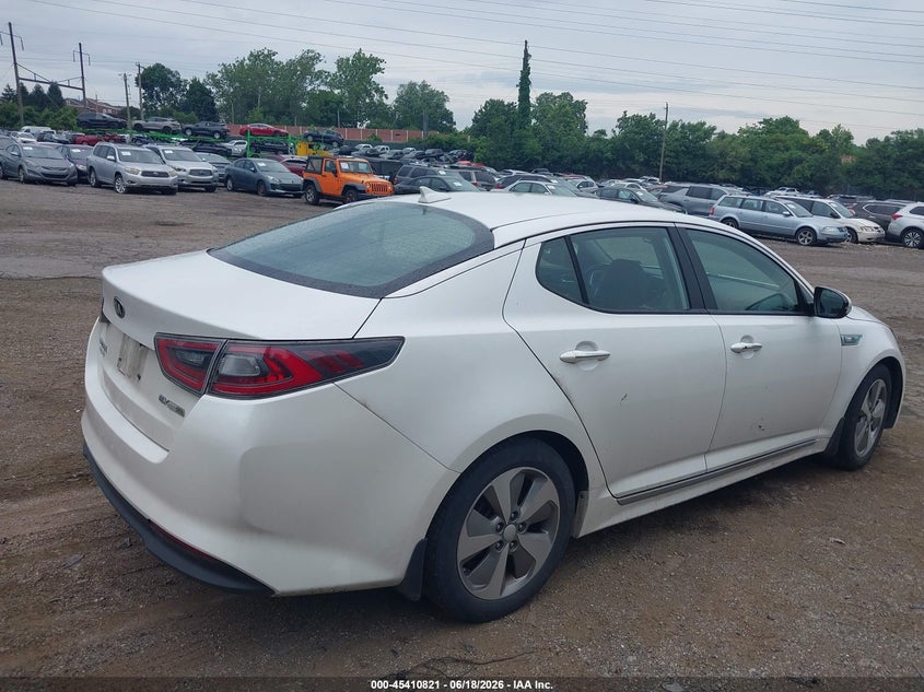2016 Kia Optima VIN KNAGN4AD6G5098910 IAAI salvage auction — LEFT FRONT, Salvage Title, sold $1,400 on 2026-07-24 (photo 4)