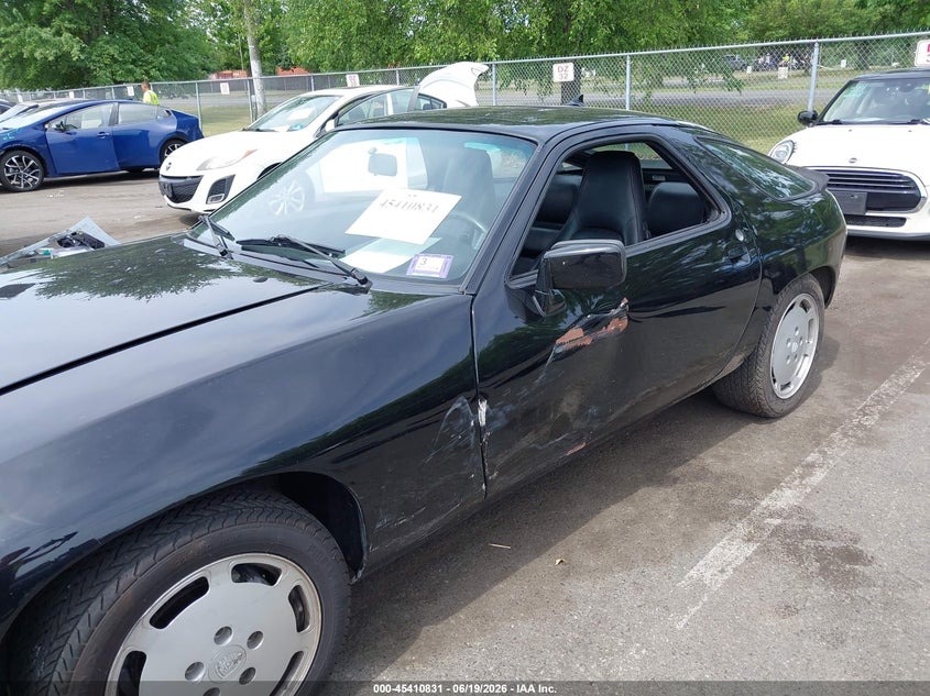 1986 Porsche 928 VIN WP0JB0929GS860559 IAAI salvage auction — LEFT SIDE, Salvage (Idaho), sold $4,000 on 2026-07-20 (photo 6)