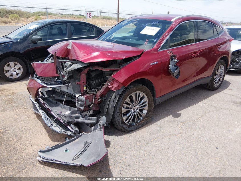 2021 Toyota Venza VIN JTEAAAAH5MJ067569 IAAI salvage auction — FRONT END, Salvage Title, sold $9,100 on 2026-08-19 (photo 2)