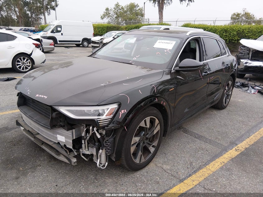 2022 Audi E-tron VIN WA1AAAGE3NB020211 IAAI salvage auction — FRONT END, Salvage Title, sold $14,050 on 2026-07-14 (photo 2)