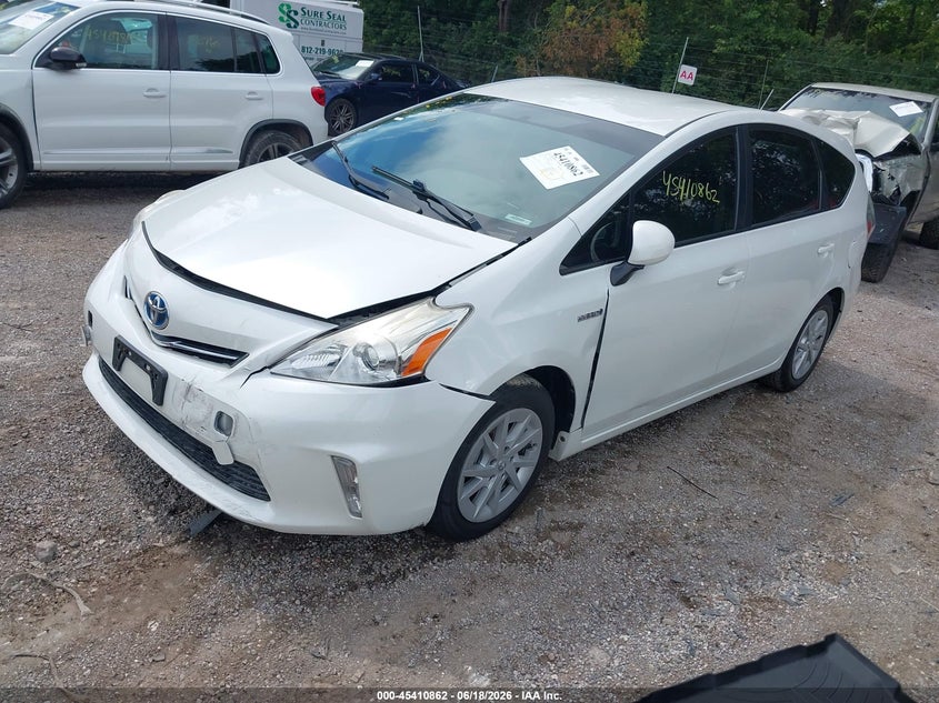 2014 Toyota Prius v VIN JTDZN3EU2EJ014814 IAAI salvage auction — FRONT END, Salvage (Indiana), sold $3,250 on 2026-07-15 (photo 2)