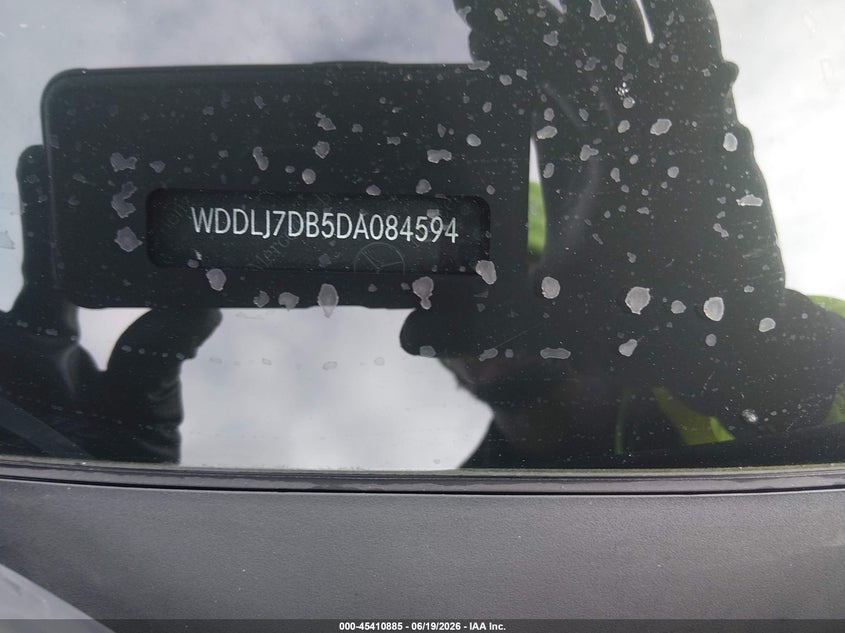 2013 Mercedes-benz Cls-klasse VIN WDDLJ7DB5DA084594 IAAI salvage auction — RIGHT FRONT, Salvage Title, sold $4,150 on 2026-07-26 (photo 9)