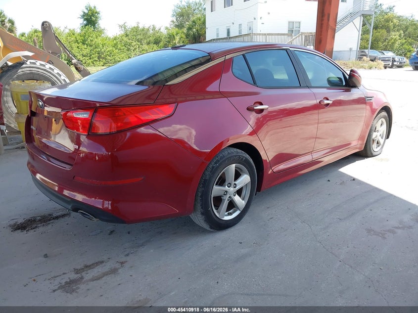 2015 Kia Optima VIN 5XXGM4A75FG464883 IAAI salvage auction — NORMAL WEAR, Clear (Florida), sold $850 on 2026-07-14 (photo 4)