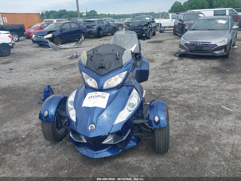 2011 Can-am Spyder roadster VIN 2BXJBKC19BV001520 IAAI salvage auction — FRONT END, Salvage - Greater Than 75% (Maryland), sold $1,550 on 2026-07-21 (photo 5)