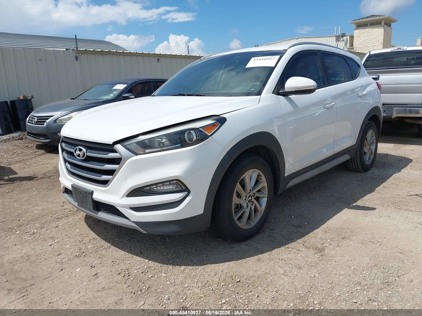 2017 Hyundai Tucson VIN KM8J33A21HU469076 IAAI salvage auction — NORMAL WEAR, Original (Texas), sold $2,600 on 2026-07-13 (photo 2)