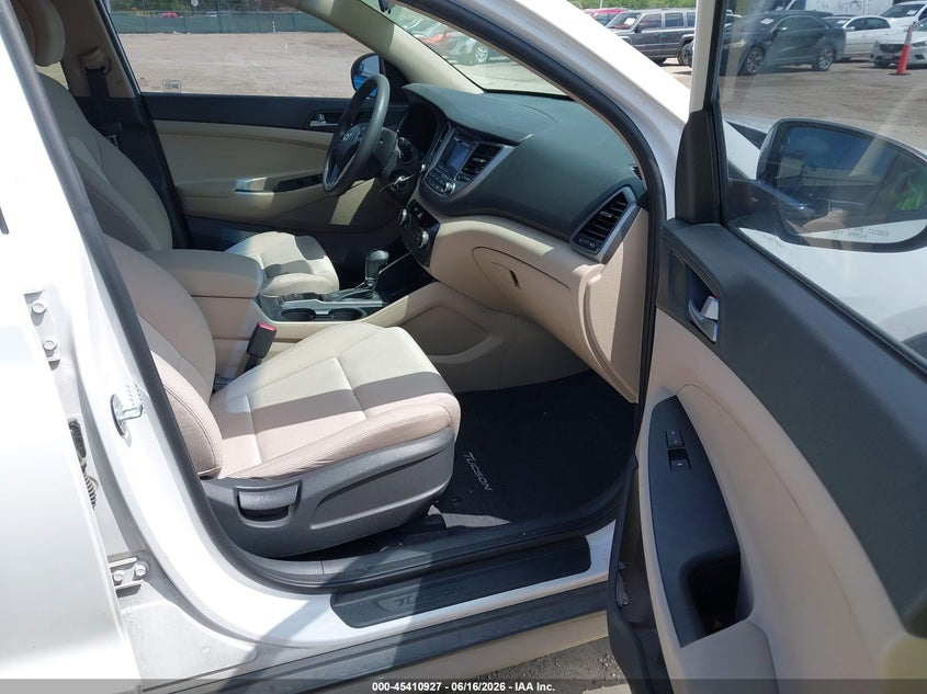 2017 Hyundai Tucson VIN KM8J33A21HU469076 IAAI salvage auction — NORMAL WEAR, Original (Texas), sold $2,600 on 2026-07-13 (photo 5)