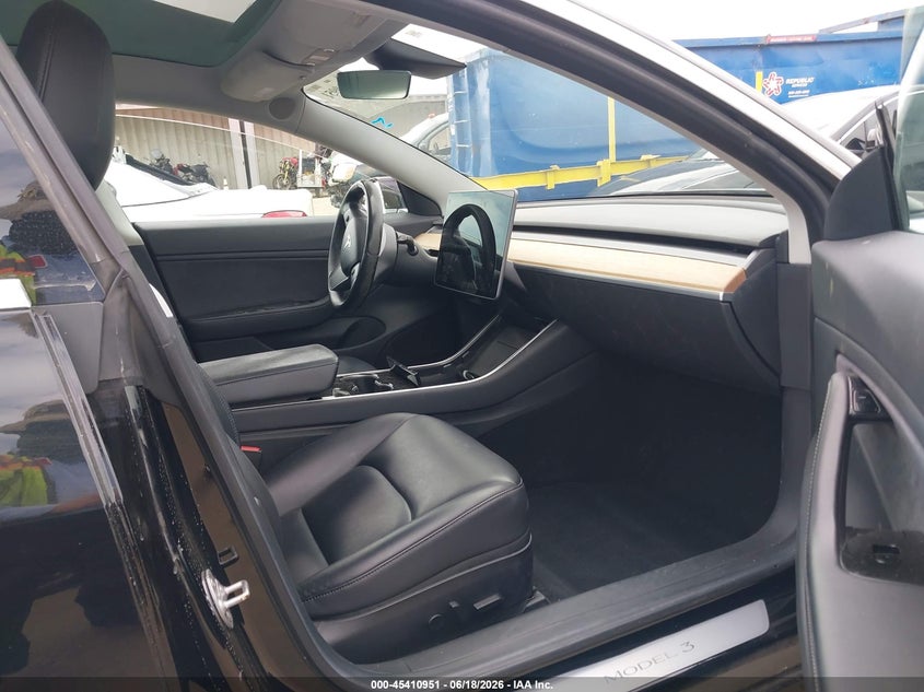 2018 Tesla Model 3 VIN 5YJ3E1EA0JF021133 IAAI salvage auction — FRONT END, Salvage (California), sold $3,550 on 2026-07-23 (photo 5)