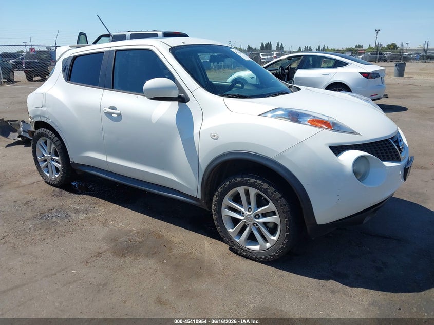 2014 Nissan Juke VIN JN8AF5MV6ET360793 IAAI salvage auction — REAR END, Salvage (California), sold $1,000 on 2026-07-15 (photo 1)