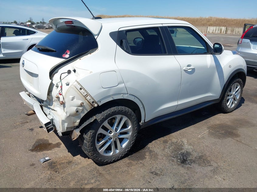 2014 Nissan Juke VIN JN8AF5MV6ET360793 IAAI salvage auction — REAR END, Salvage (California), sold $1,000 on 2026-07-15 (photo 4)