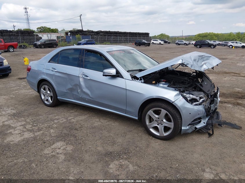 2016 Mercedes-benz VIN WDDHF8JB2GB166945 IAAI salvage auction — FRONT END, Salvage Title, sold $2,000 on 2026-07-18 (photo 1)