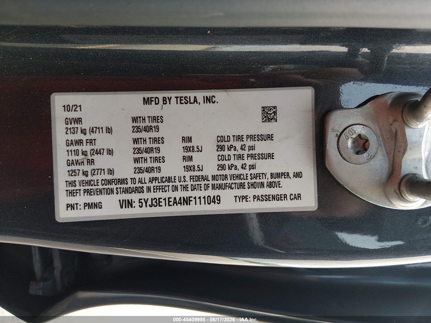 2022 Tesla Model 3 VIN 5YJ3E1EA4NF111049 IAAI salvage auction — RIGHT FRONT, Certificate Of Destruction (Florida), sold $5,250 on 2026-07-16 (photo 9)