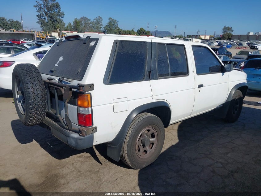 1995 Nissan Pathfinder VIN JN8HD17S2SW077218 IAAI salvage auction — FRONT END, Salvage (California), sold $225 on 2026-07-08 (photo 4)
