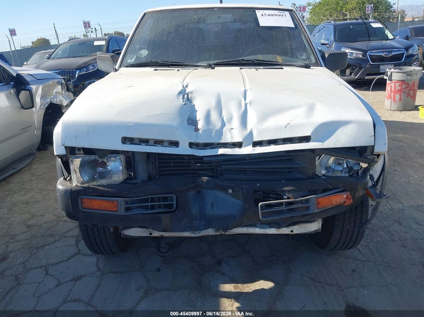 1995 Nissan Pathfinder VIN JN8HD17S2SW077218 IAAI salvage auction — FRONT END, Salvage (California), sold $225 on 2026-07-08 (photo 6)