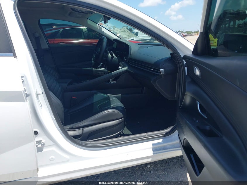 2024 Hyundai Elantra VIN KMHLP4DG2RU774498 IAAI salvage auction — REAR END, Salvage Title, sold $5,400 on 2026-07-21 (photo 5)