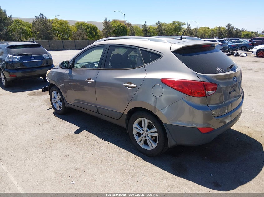 2012 Hyundai Tucson VIN KM8JU3AC6CU364371 IAAI salvage auction — FRONT END, Salvage (California), sold $2,100 on 2026-07-06 (photo 3)