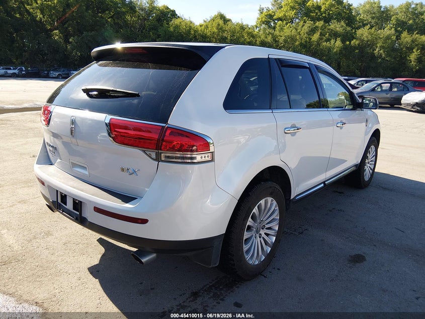 2013 Lincoln Mkx VIN 2LMDJ6JK2DBL25111 IAAI salvage auction — HAIL, Salvage (Kansas), sold $2,700 on 2026-07-09 (photo 4)