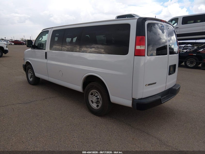 2019 Chevrolet Express 2500 VIN 1GAWGEFG9K1283480 IAAI salvage auction — NORMAL WEAR, Sf97 (Arizona), sold $8,950 on 2026-08-25 (photo 3)