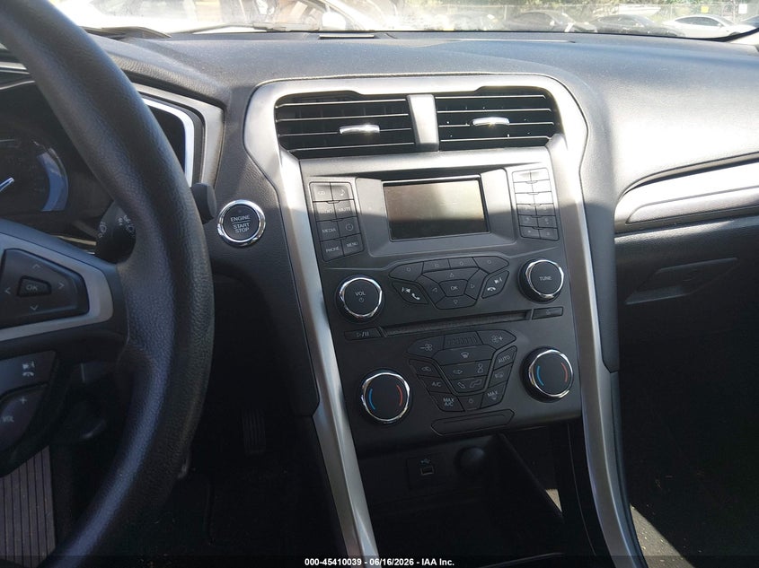 2018 Ford Fusion VIN 3FA6P0UU1JR254469 IAAI salvage auction — NORMAL WEAR, SF97 (Rhode Island), sold $9,950 on 2026-07-23 (photo 6)