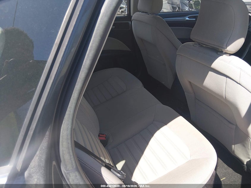 2018 Ford Fusion VIN 3FA6P0UU1JR254469 IAAI salvage auction — NORMAL WEAR, SF97 (Rhode Island), sold $9,950 on 2026-07-23 (photo 8)