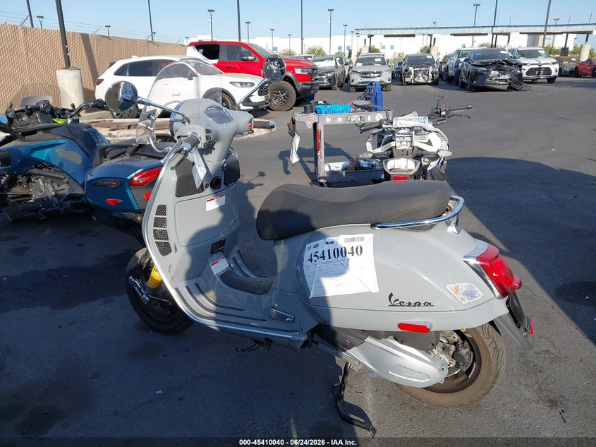 2020 Vespa - VIN ZAPMA39M9L5200676 IAAI salvage auction — RIGHT SIDE, Salvage Title, sold $475 on 2026-07-24 (photo 9)