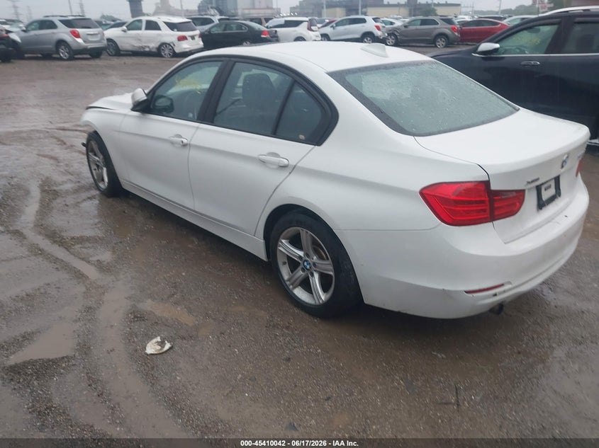 2014 BMW VIN WBA3D5C5XEKX98327 IAAI salvage auction — FRONT END, Salvage (Indiana), sold $550 on 2026-07-22 (photo 3)