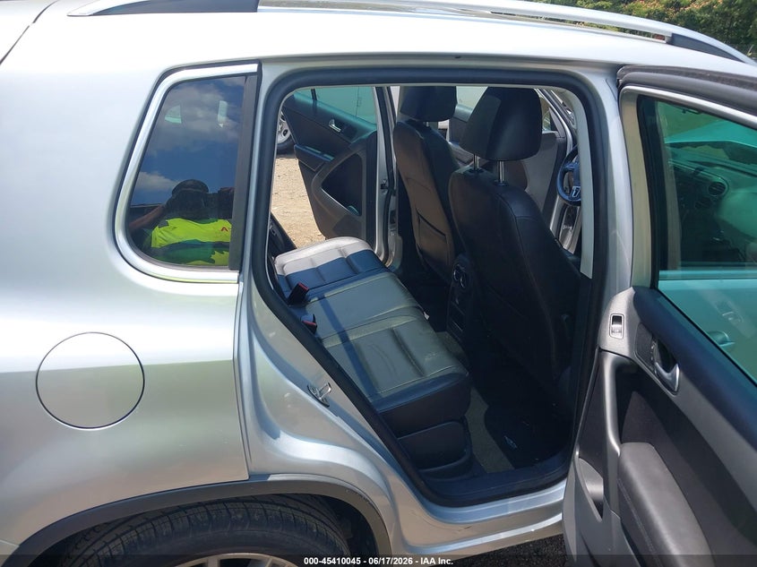2013 Volkswagen Tiguan VIN WVGAV7AX6DW535052 IAAI salvage auction — FRONT END, Salvage (Virginia), sold $1,150 on 2026-07-09 (photo 8)